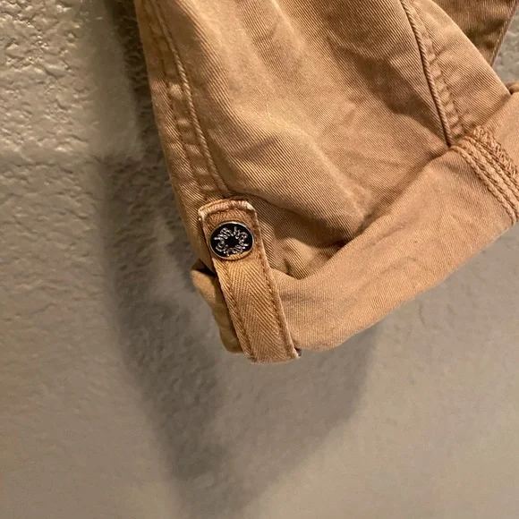 White House black market. Women’s mid rise straight crop pants. Brown/tan - Picture 6 of 8